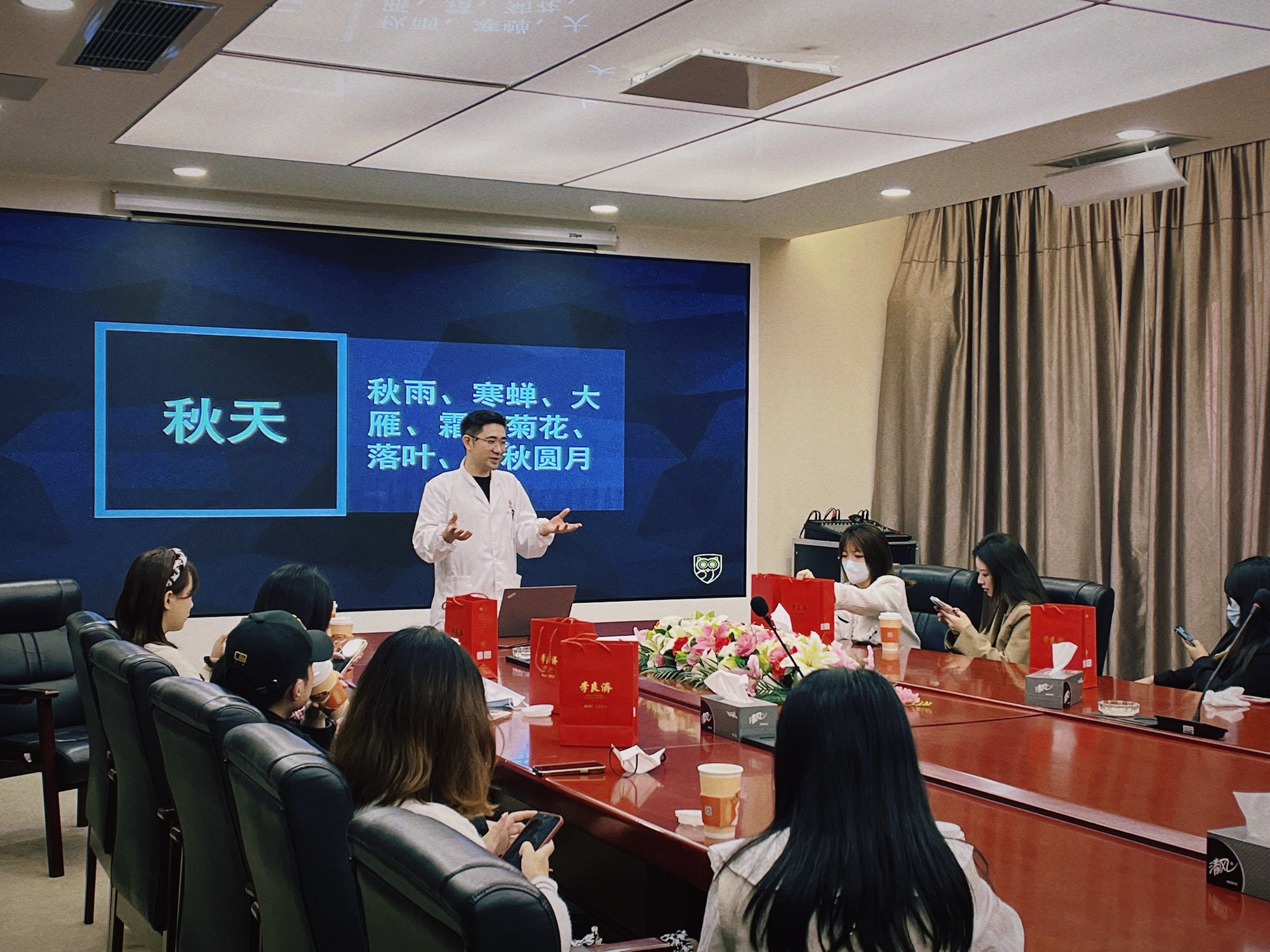 微信图片_20221016145602.jpg